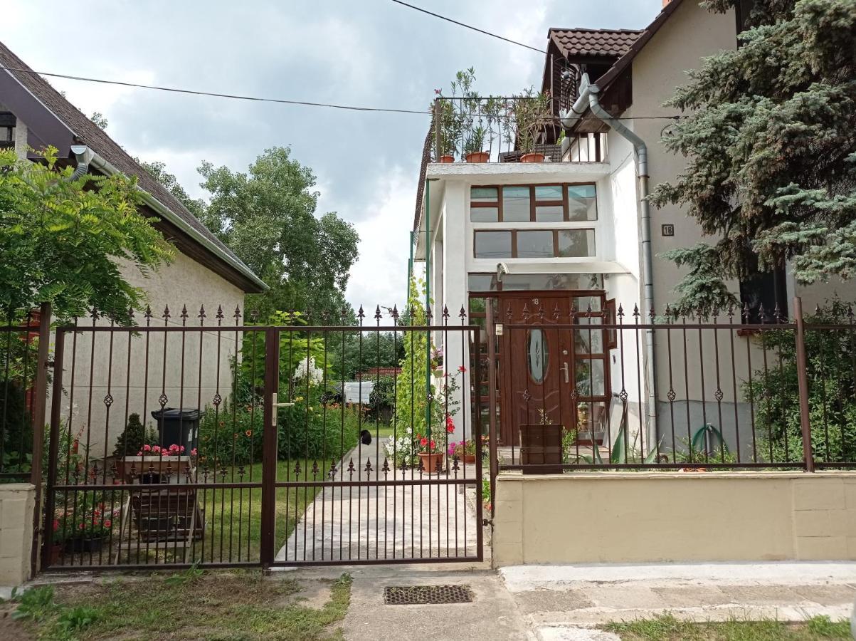 Toserdo Lakitelek Zewnętrze zdjęcie